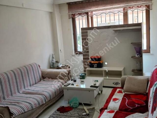 Çamlıca Mah. Giriş Kat Bakımlı Satılık 2+1 Daire