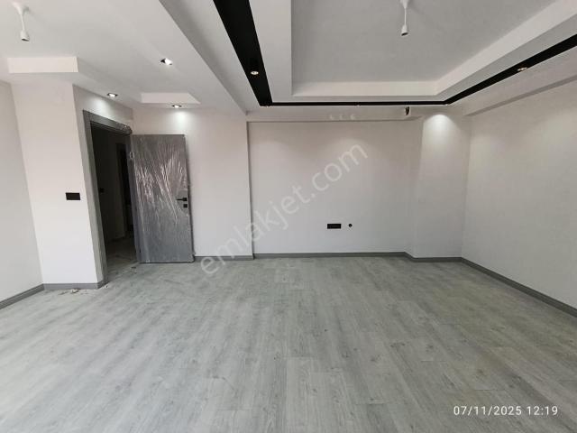 Çamlıca Mahallesinde Satılık 3+1 Dubleks Daire