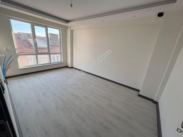 Çamlıca Mh Oturuma Hazır Fırsat 2+0 Yerden Isıtmalı Daire Bk 19