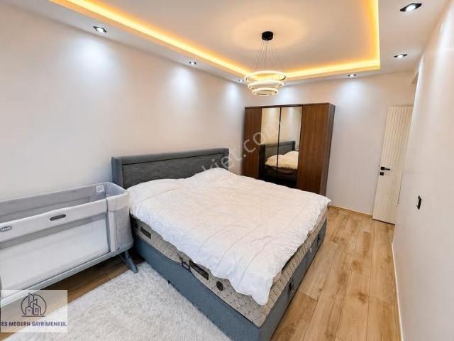 Çamlıca Mh Tombakzade Yakını Balkonlu Satılık 2+0 Daire