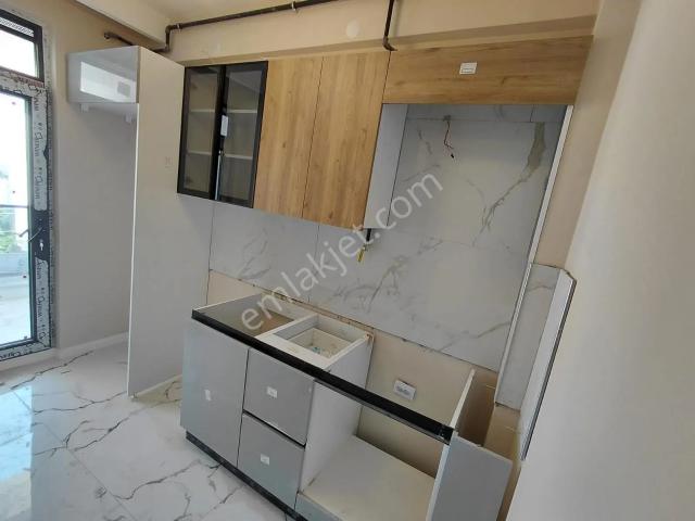 Çamlıca Mh.tombakzade Blv.yakını Şık Tasarım 2+0 Daire Bz 15