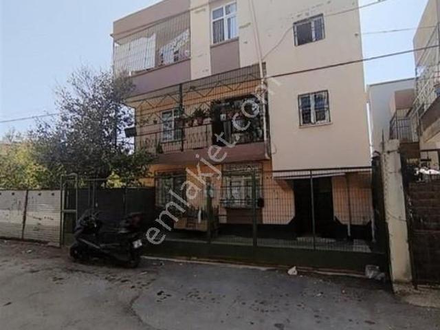 Çamlıbel De 380 M Arsa 3 Katlı Ev 3+1 Doğalgazlı