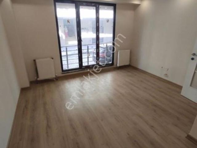 Çamlık Caddesinde Satılık Daire