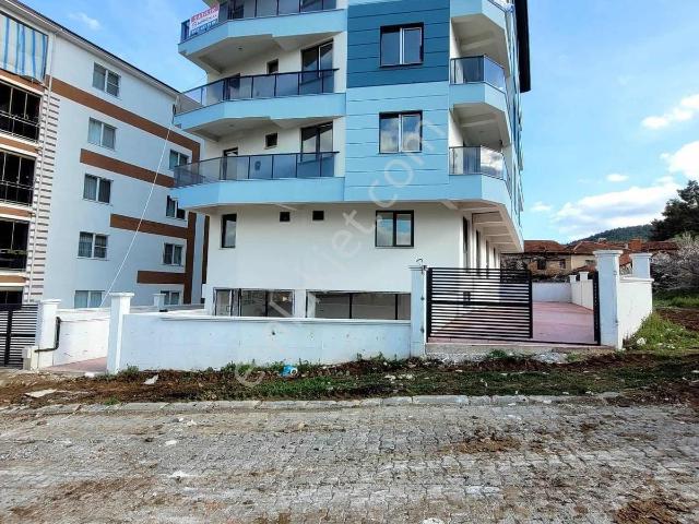 Çamlık Mahallesinde Sıfır Arakat 2+1 100m2