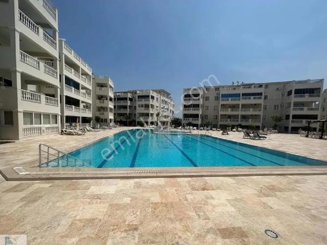 Çamlık Mh. Site İçerisinde Yüksek Giriş Havuz Cepheli Eşyalı 2 + 1 Daire