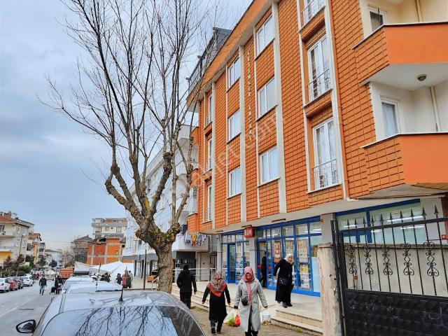 Çamlıkta Cadde Üstü Merkezi Konumda 2+1