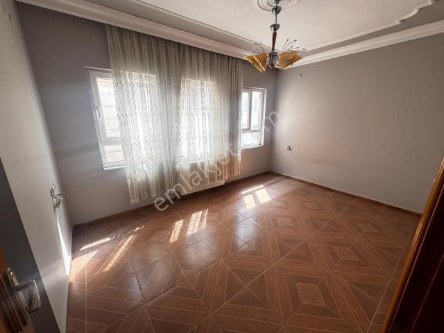 Çamlıtepe'de Satılık 4+1 Geniş Daire 150m²