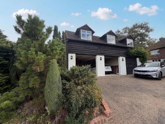 Amlets Lane, Cranleigh, GU6 Studio to rent £1,150 pcm £265 pw