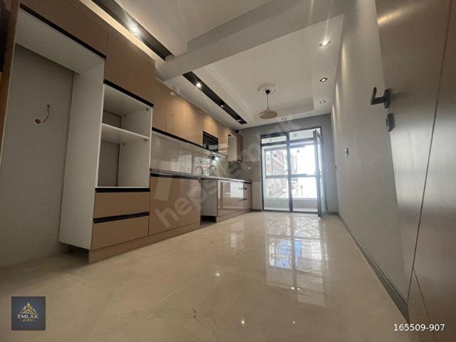 ÇAMLICA MAH GÜNDÜZ ÖKÇÜN BULVARI DİBİ LÜKS SATILIK 3+1 DAİRE