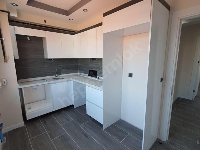 ÇAMLICA MH.BEHÇET NECATİGİL BLV.YAKINI ASANSÖRLÜ 2+0 DAİRE BZ5