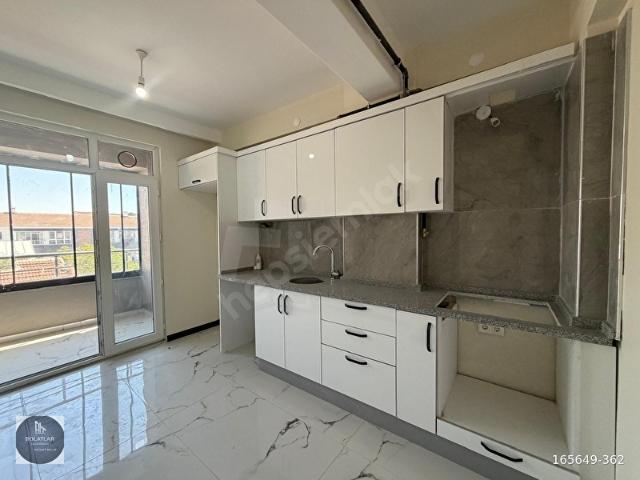 ÇAMLICA MH.BİRLİK 2 CD.YAKINI GENİŞ BALKONLU 2+0 DAİRE ZM30