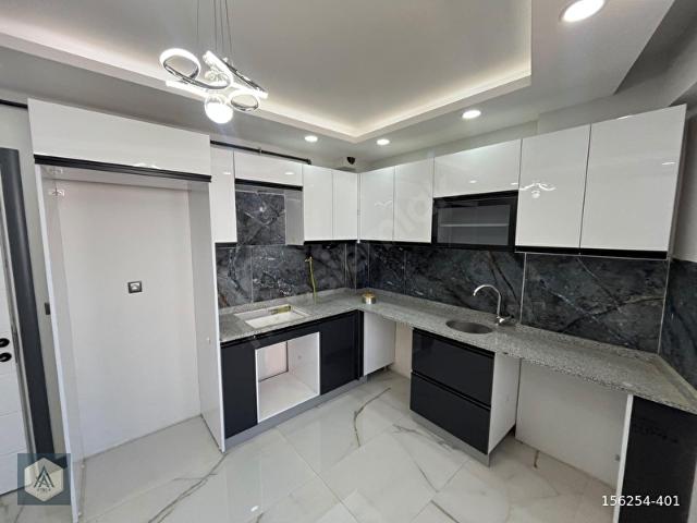 ÇAMLICA MH SIFIR LÜKS KİRALIK 2+1 DAİRE MERKEZİ KONUMDA ET11