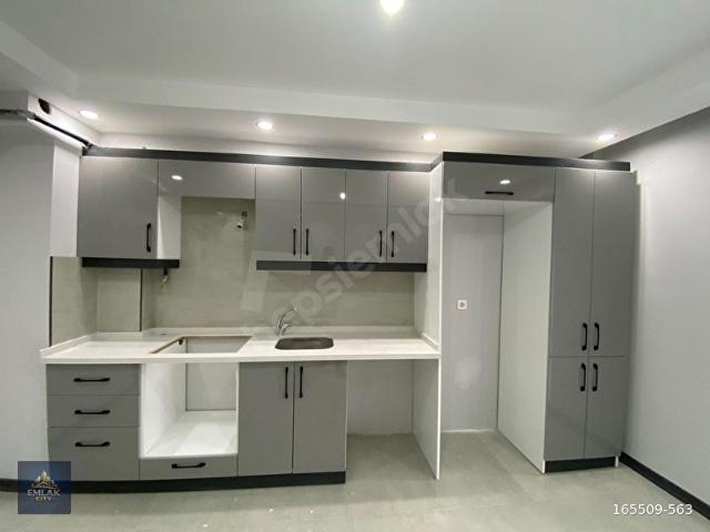 ÇAMLICA MH.TOMBAKZADE CD.YAKINI ULTRA LÜKS SATILIK 3+1 DAİRE
