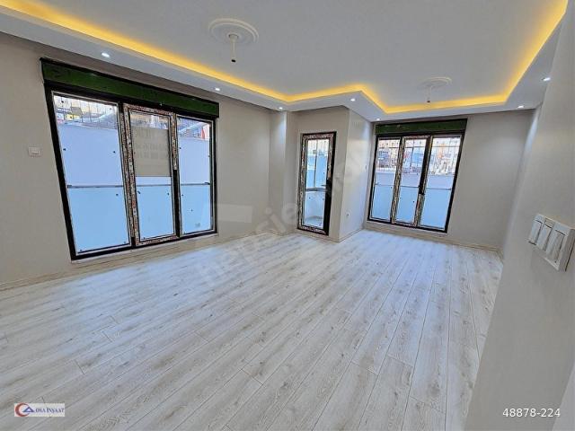 ÇAMLICA ÜSKÜDAR FERAHMH SATILIK 2+1DAİRE OTOPARKLI LÜXYAPIM BINA