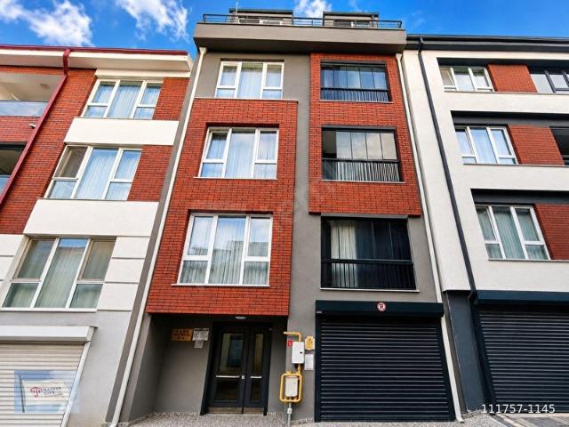 ÇAMLICADA, KAPALI OTOPARKLI, ASANSÖRLÜ, SATILIK 4+1 DUBLEK DAİRE