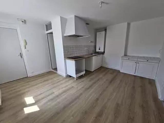 Ampuis 69420 Location appartement 1 pièce t1 au dernier étage