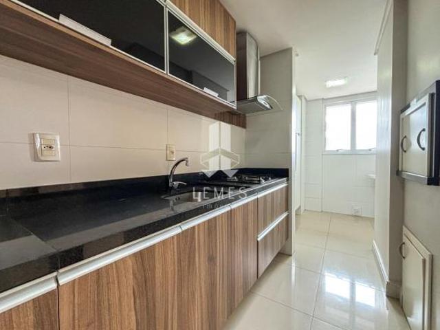 &amp amp #127970  Excelente oportunidade! Apartamento semi mobiliado de 82m² pr