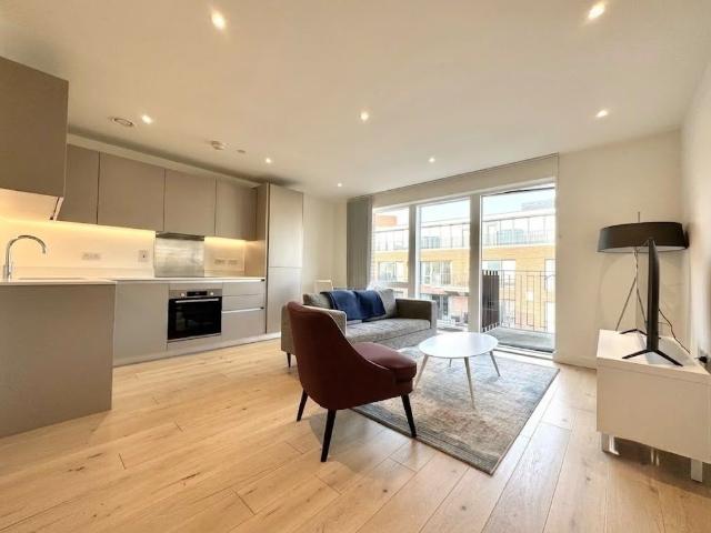 Amphion House, 5 Thunderer Walk, Royal Arsenal. Woolwich, London SE18, 1 bed flat to rent, £2,100 pcm | PrimeLocation