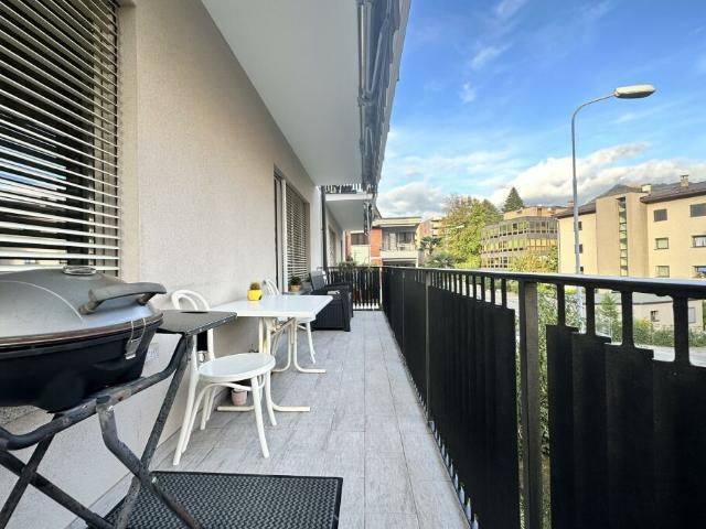 AMPIO 4.5 LOCALI COME NUOVO CON BALCONE A LUGANO BREGANZONA