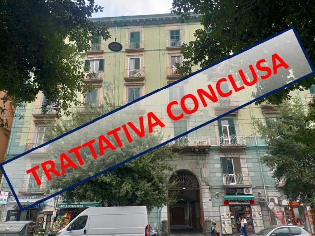 Ampio appartamento via Santa Teresa degli Scalzi