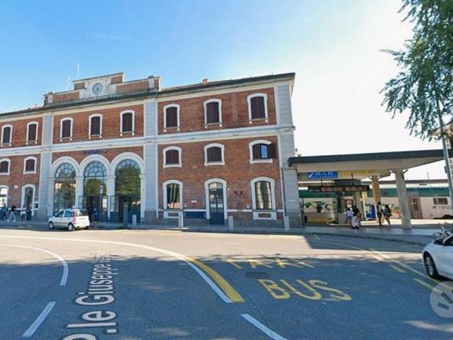 Ampio bilocale arredato con balcone Treviglio