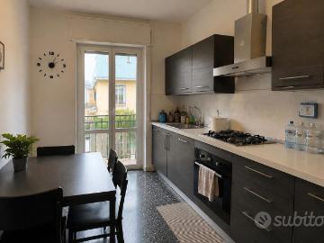 Ampio bilocale con balcone Desio