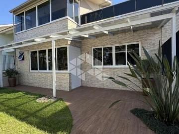 Ampla Casa a venda com 02 Quartos sendo 01 suíte, Terraço e Piscina no Bairro Bom Pastor em Lajeado