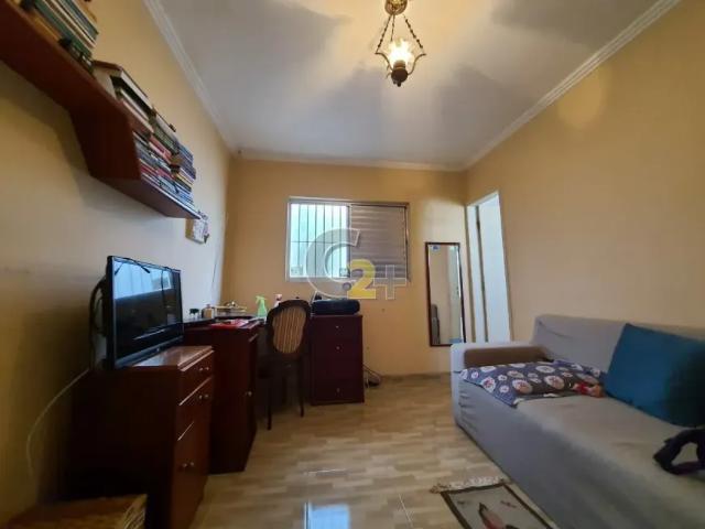 Ampla casa em rua tranquila e ótimo preço!