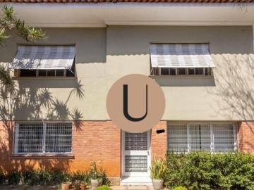 Ampla Residência com Edícula e Espaço Gourmet – 441 m² de Terreno no Pacaembu
