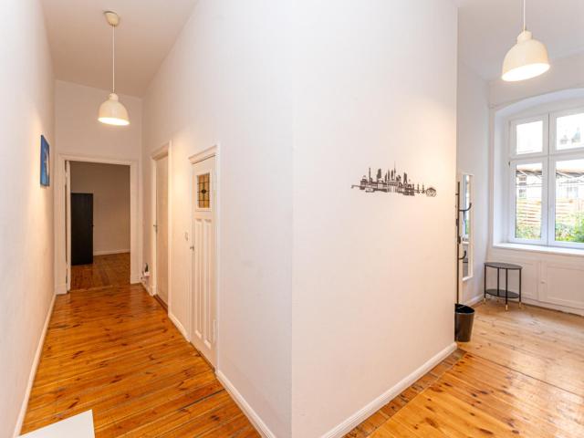 Ample double bedroom in Prenzlauer Berg