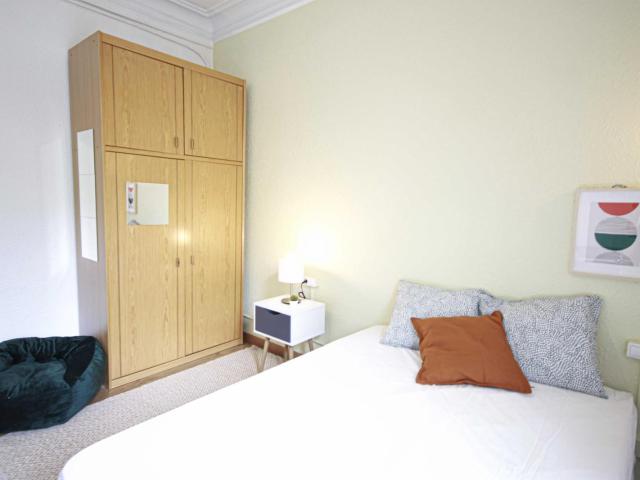 Ample double bedroom in Sant Antoni
