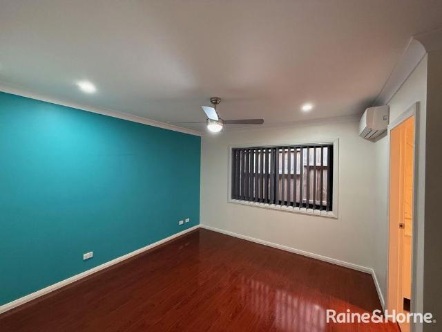 Ample Space with an Internal Self Contained Studio, can be rented separately