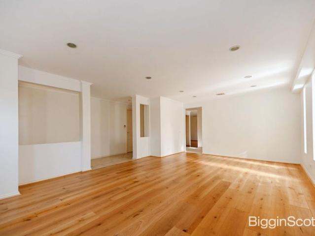 Ample space for families within Gardenvale's zone
