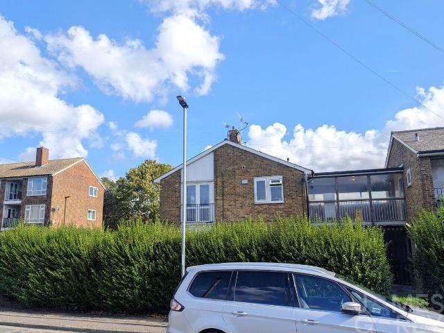 Ampleforth Road, Abbey Wood SE2, 2 bed flat to rent, £1,700 pcm | PrimeLocation
