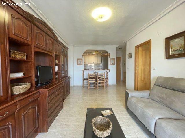 Amplio apartamento con gran terraza a pocos pasos de la Playa de La Mata