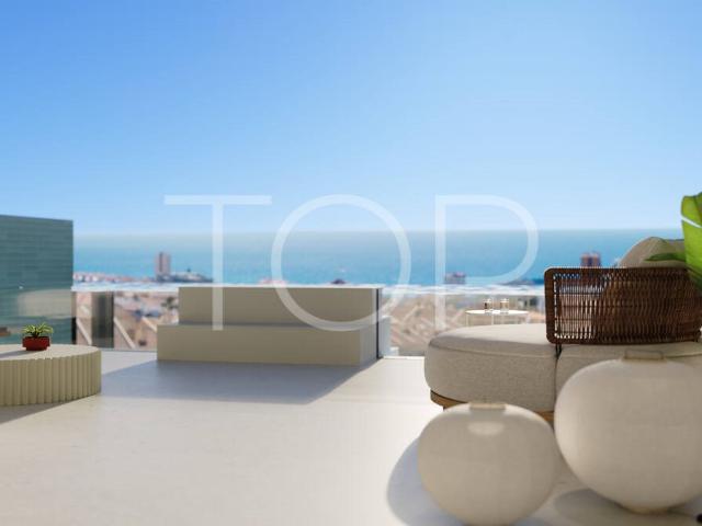 Amplio apartamento con terraza y piscina privada en nuevo co. 86m² Playa de los Cristianos