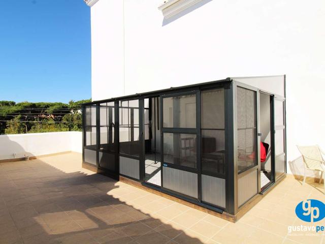 Amplio apartamento con vistas al mar en Calahonda – Mijas Costa