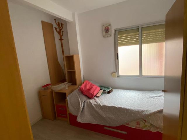 Amplio apartamento de 3 habitaciones en zona consolidada de Alicante