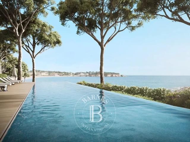 Amplio apartamento de lujo en primera línea con vistas panor. 215m² Platja d'Aro