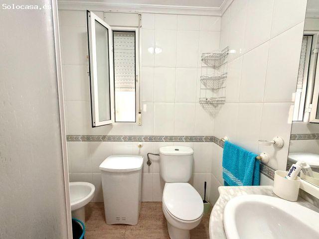 Amplio apartamento en alquiler a solo 250 metros de la Playa del Cura