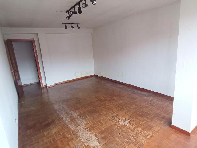 Amplio apartamento en Madrid con vistas a la ciudad