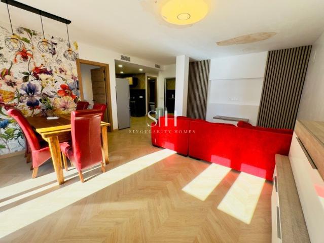 Amplio apartamento situado en la zona de Playa del Acequión. 105m² Torrevieja