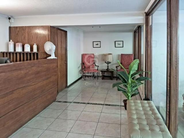 Amplio Departamento / Metro Alcántara y El Golf | 4 dormitorios por 14000.00 en Las Condes
