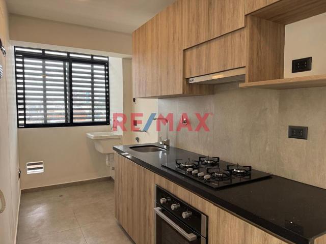 Amplio Departamento De Estreno De 2 Habitaciones | Piso 9 | No Paga Alcabala