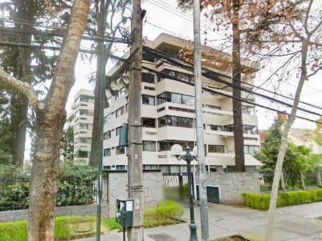 Amplio Departamento de 3D2B y Estac. Providencia