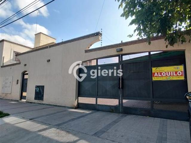 AMPLIO DEPARTAMENTO EN ALQUILER EN LAS HERAS, 12 de Octubre 140, M5500 Las Heras, Mendoza, Argentina