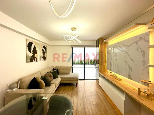 Amplio Departamento En Alquiler En San Miguel Con Más De 12 Ambientes Comunes