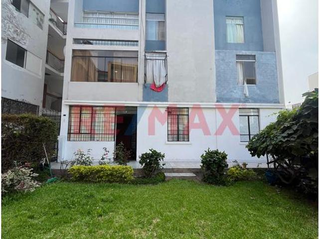 Amplio Departamento En Primer Piso Con Jardín Privado – Cercado De Lima