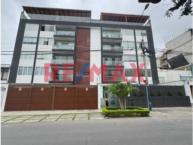 Amplio Departamento En Surco 120 M2