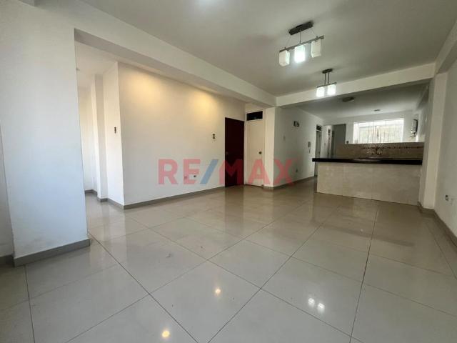 ¡Amplio Departamento En Venta En Ate Vitarte!